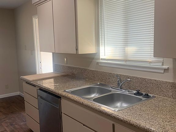 New dishwasher. Freshly painted cabinets . Recessed lighting