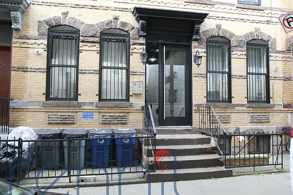 Rented by Rennit Inc. | media 41