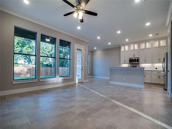 3rd image of 510 S Willomet Ave
