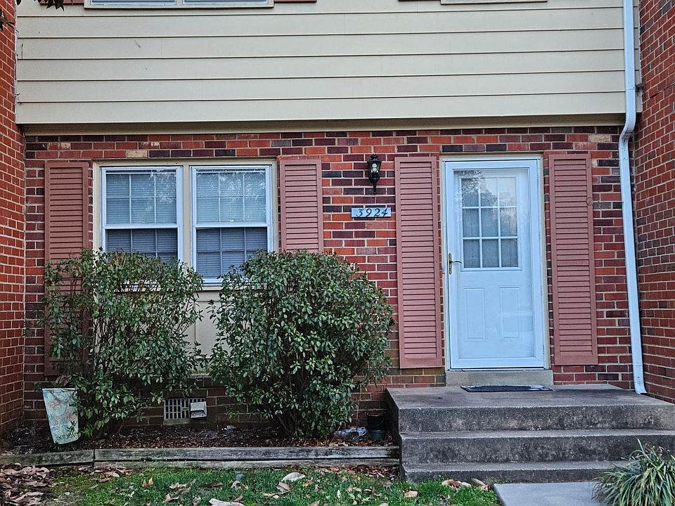 1st image of 3924 Bridget Ct