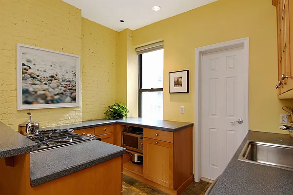 Sold by Corcoran | media 8