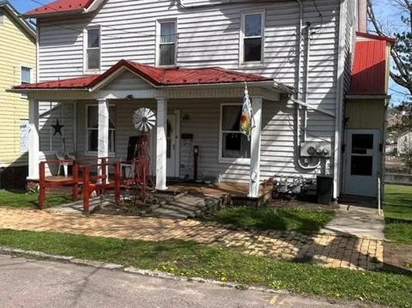 307 Front St, Meyersdale, PA 15552