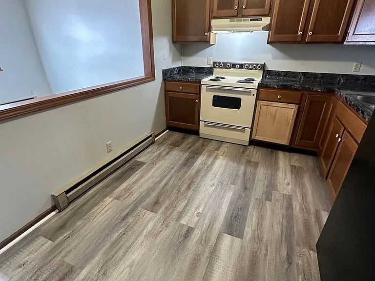 Lynnwood Apartments — Photo 21