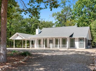 433 Knollwood Ln, Holly Lake Ranch, TX 75765