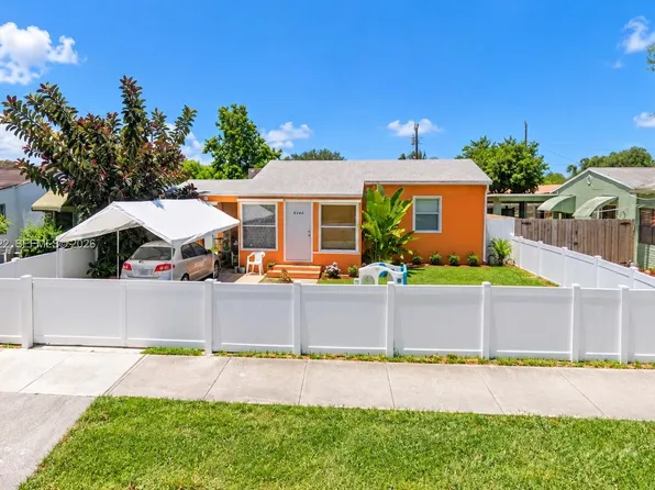 2343 McKinley St, Hollywood, FL 33020