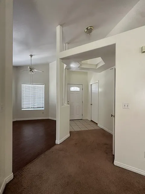 3 bed, $2,345 — Photo 4