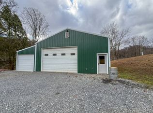 Triple J Rd, Gassaway, WV 26624