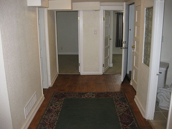 Hallway facing the bedrooms