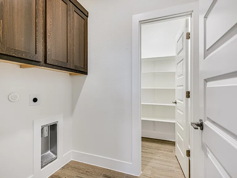 450 Parkline Dr — Photo 14