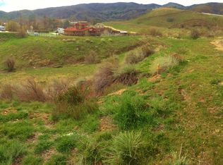 Monacan Place, Lake Elizabeth, CA 93532