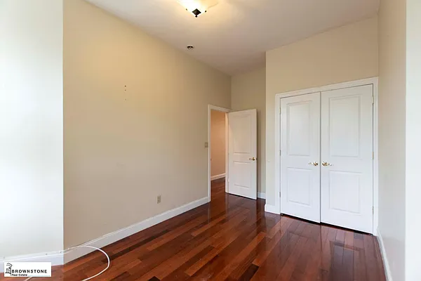 Rented by Brownstone Real Estate | media 41