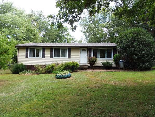 1st image of 12247 Fox Den Ln