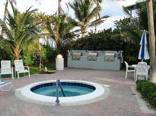 3rd image of 5200 N Ocean Dr APT 506