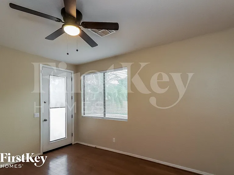5777 W Golden Ln — Photo 13