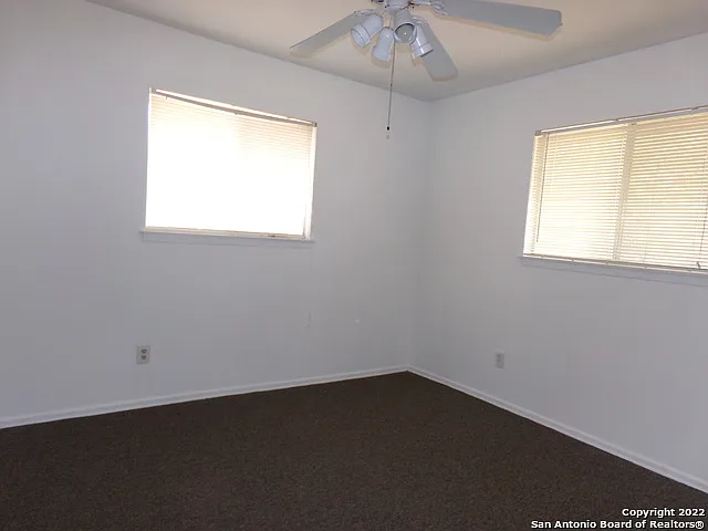 5975 Babcock Rd — Photo 25