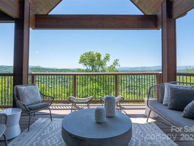 21 S Point Dr, Asheville, NC, 28804