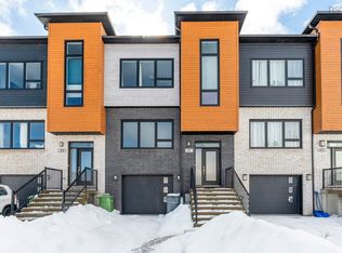 27 Eliza Ritchie Cres, Halifax, NS B3M0K5