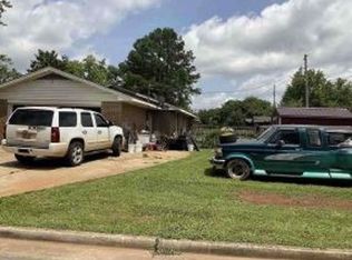 109 Dover St, Athens, AL 35611