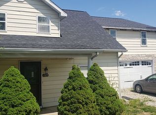 109 E Benton St, Linn, MO 65051