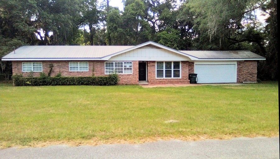 1st image of 167 Highland Park Cir