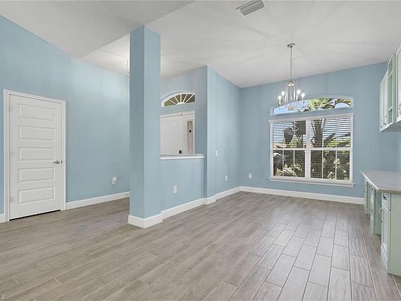 5th image of 2248 Bonn Ct