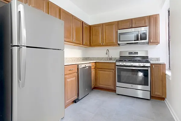 Rented by Living New York | media 12