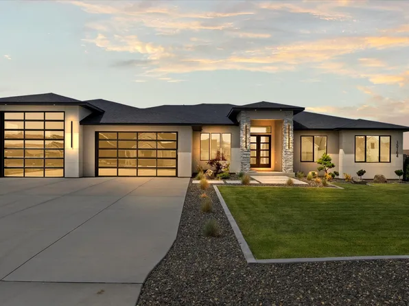 15164 Furlong Ln, Kennewick, WA 99338
