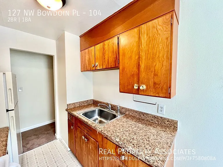 127 NW Bowdoin Pl #104 — Photo 6