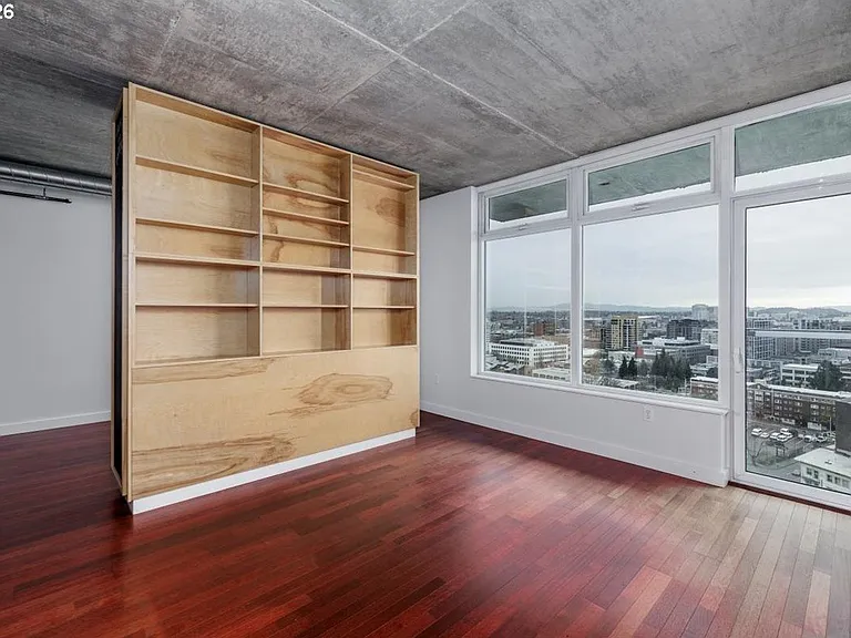 1926 W Burnside St #1511 — Photo 17