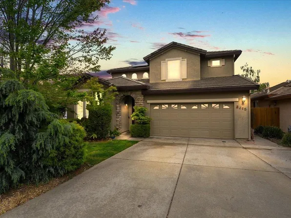 2215 Ranch House Ct, Auburn, CA 95603