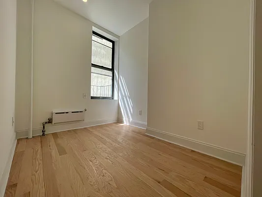 Rented by Building Equity Real Estate LLC | media 27