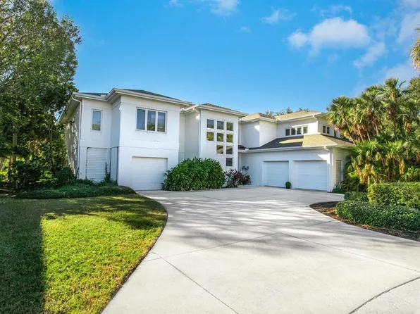 5018 63rd Dr W, Bradenton, FL 34210