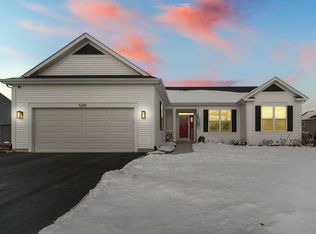 5210 Pheasant Ln, Richmond, IL 60071