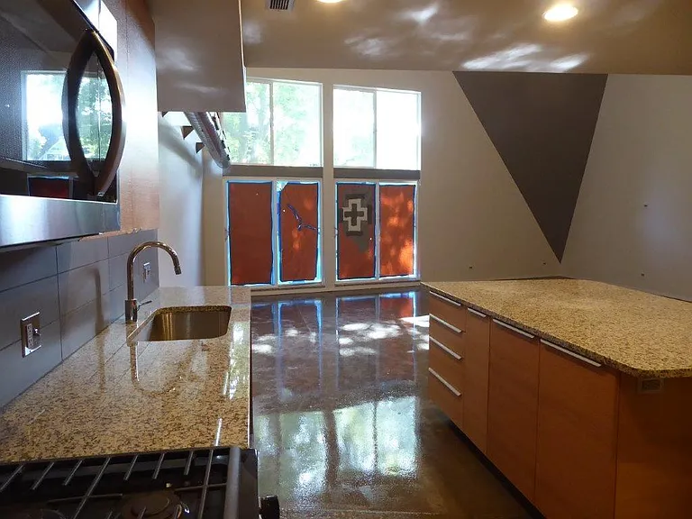 2122 Dewey Ave #1 & 2 — Photo 5