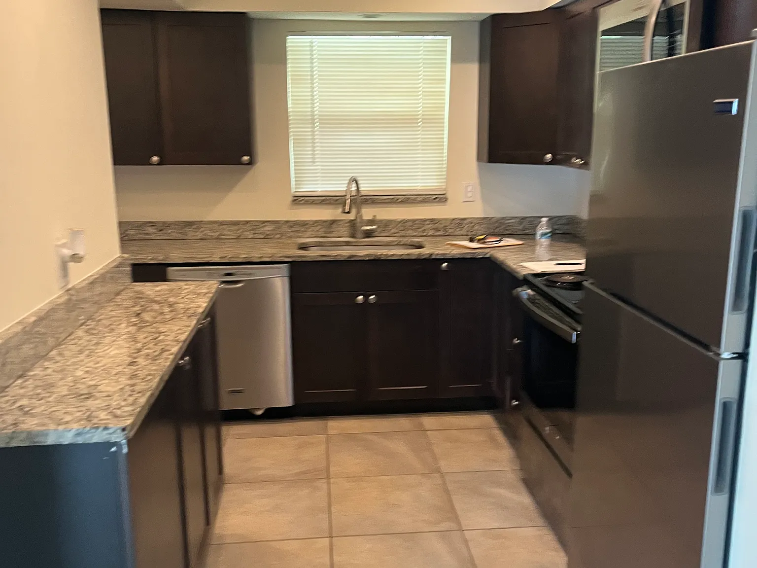2 bed, 450 sqft, $1,995 — Photo 3
