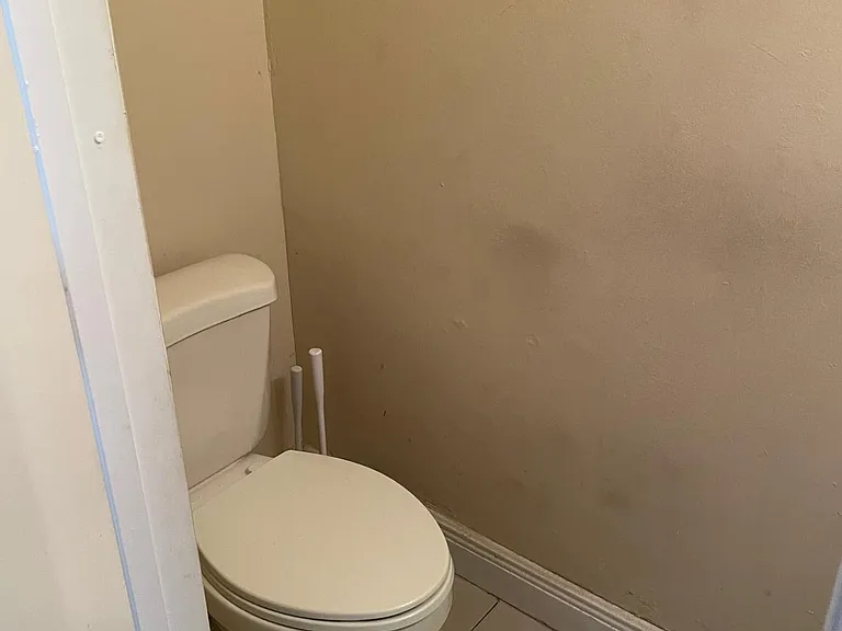 8249 Fairway Rd — Photo 3
