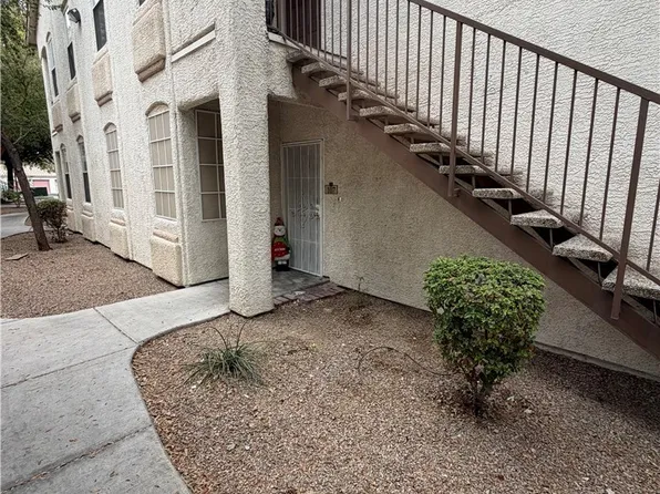 1300 S Arlington St APT 107, Las Vegas, NV 89104