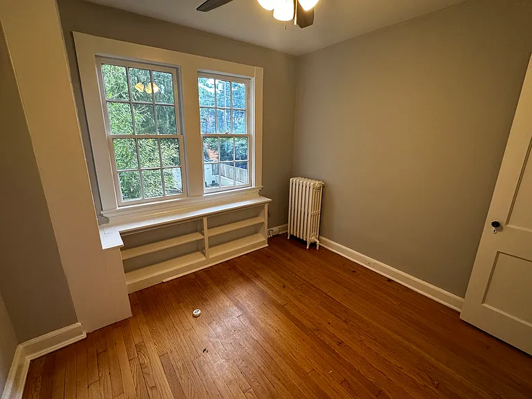 4414 Reservoir Rd NW — Photo 26