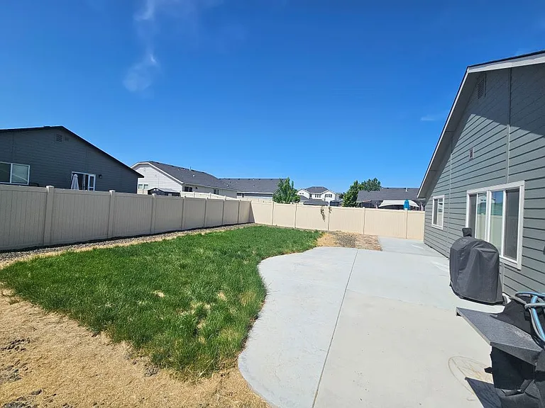 1787 E Kentucky Ave #MAIN — Photo 11