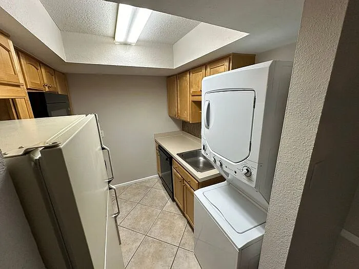 6020 Village Cir N — Photo 4