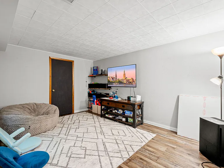 2877 W Long Cir — Photo 16