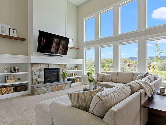 3rd image of 1509 W Mallard Duck Cir