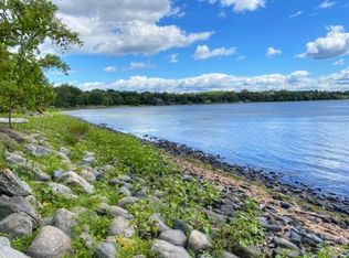 6 Terrapin Ln, Alburgh, VT 05440