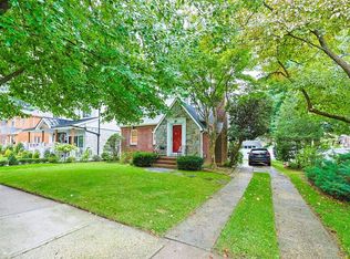3230 213th St, Bayside, NY 11361