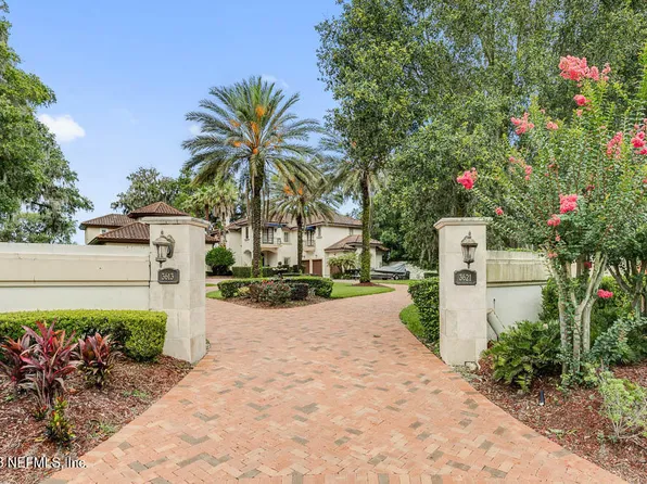 3621 Windmoor Dr, Jacksonville, FL 32217
