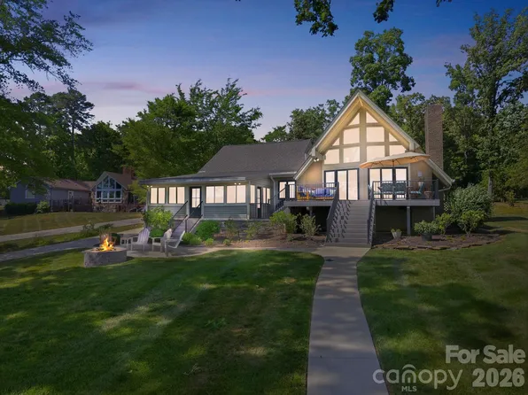 450 Mainsail Rd, Salisbury, NC 28146