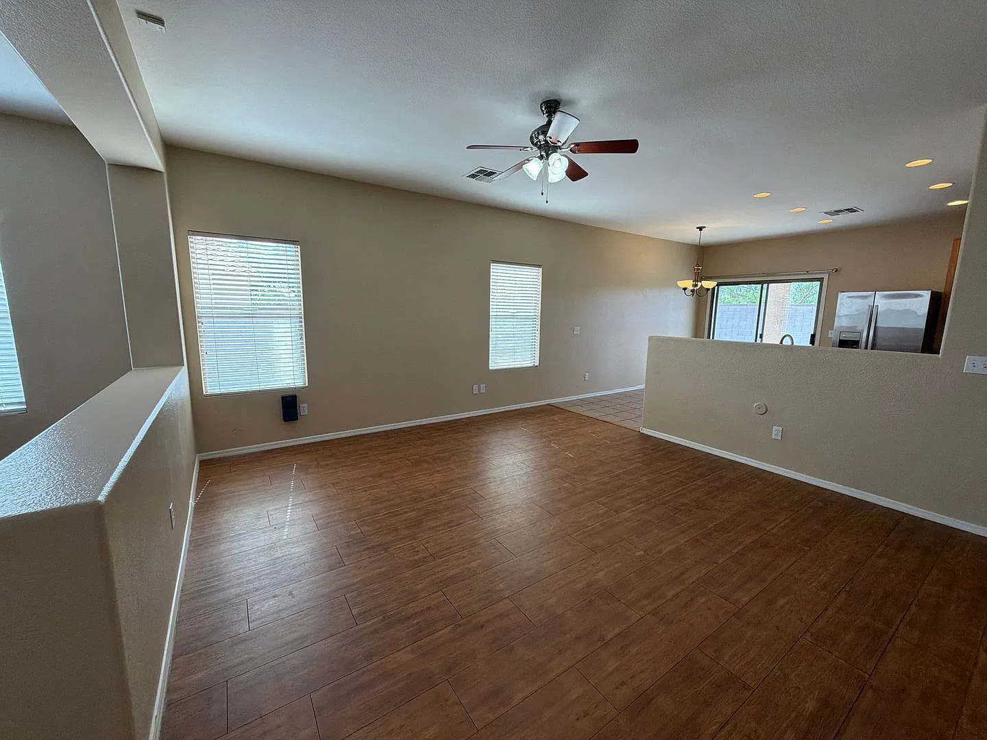 4 bed, 2.0 bath, 1762 sqft, $1,800 — Photo 4