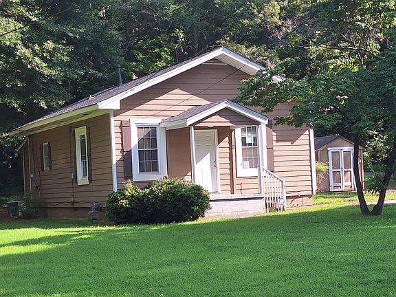 2nd image of 2 Emory St