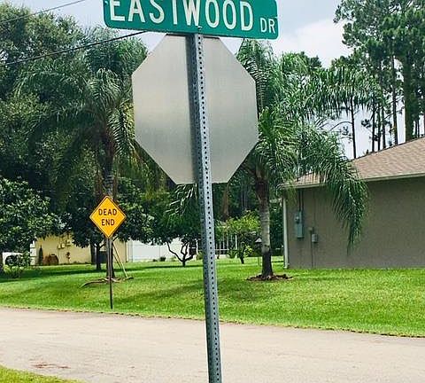 5th image of 54 Eastwood Dr