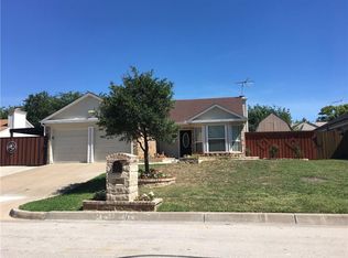 9617 Manassas Rd, Fort Worth, TX 76177